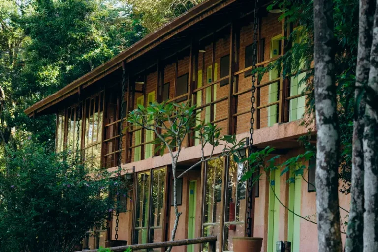 site-universidade-introdução-a-pratica-do-silêncio-01
