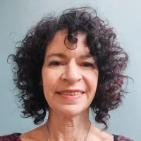 bio-monica-goberstein